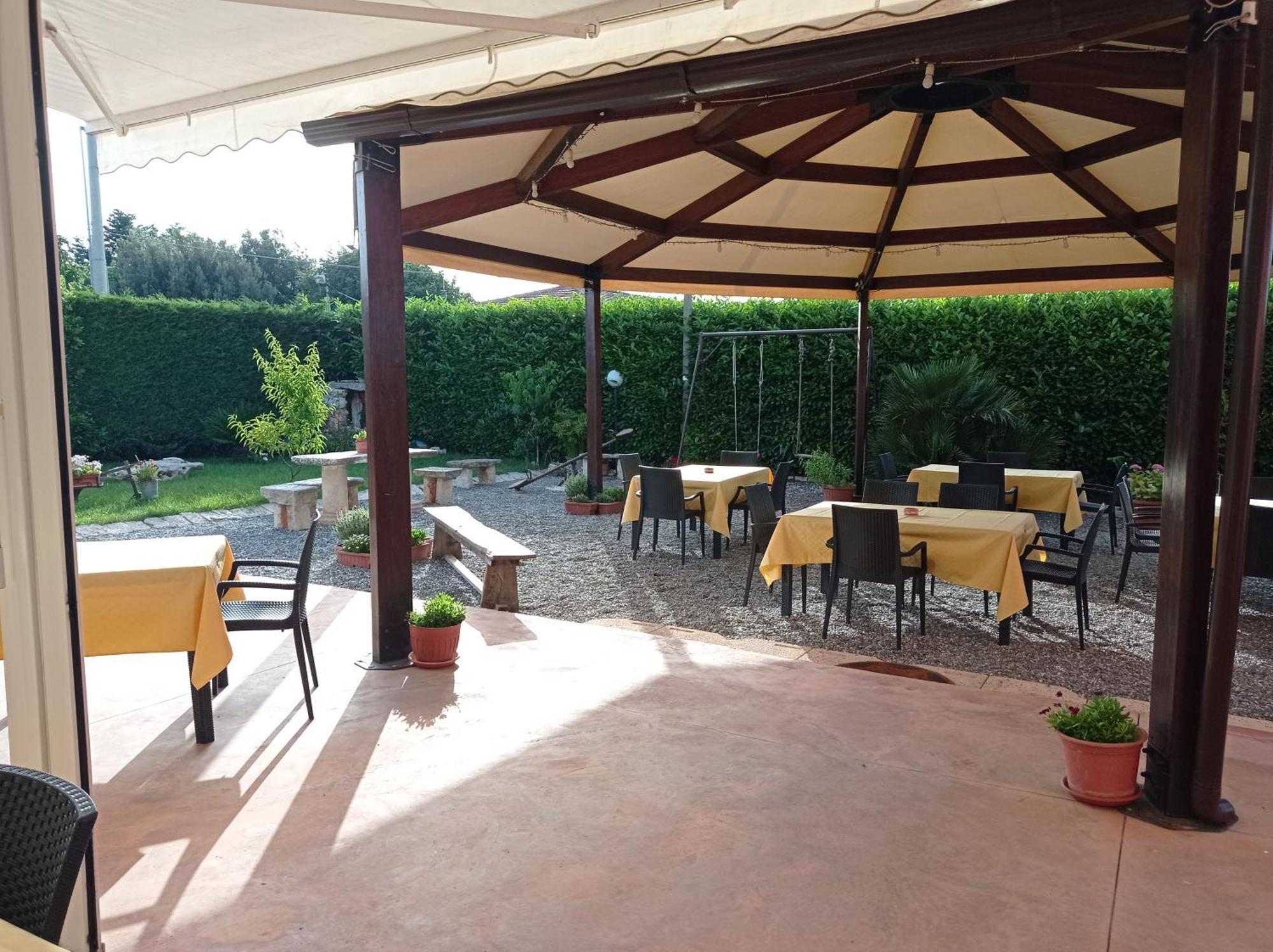 B & B Villa Lucia Noci Exteriör bild